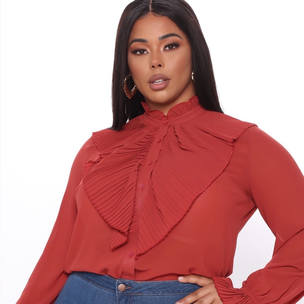 Fashion Nova Chic Rust Pleated Blouse